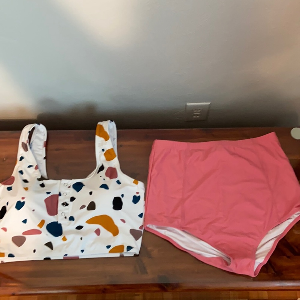 Lucy Avenue bikini